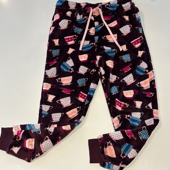 Joyspun Other - Women’s Joyspun Pajama Bottoms Burgundy With Coffee Cups Soft Fabric S